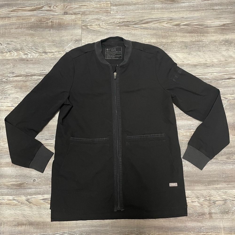FIGS Bellery Scrub Jacket - XS - Black